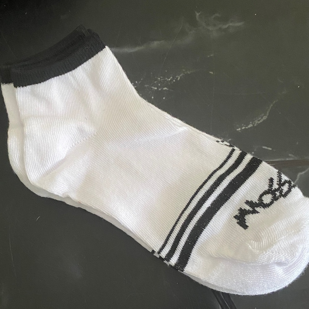White & Black Low-Cut Athletic Socks -women
